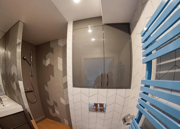 Dwupoziomowy Yakima * Puck